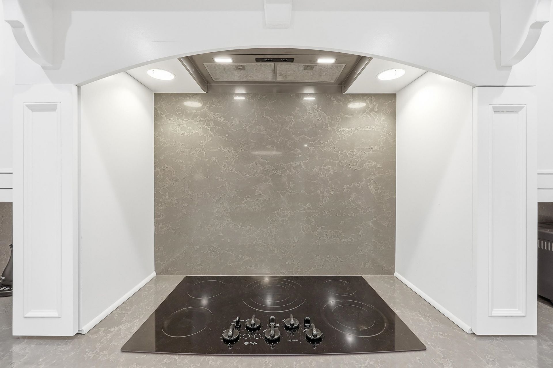 304 Hunters Oak Ct. Photo 29