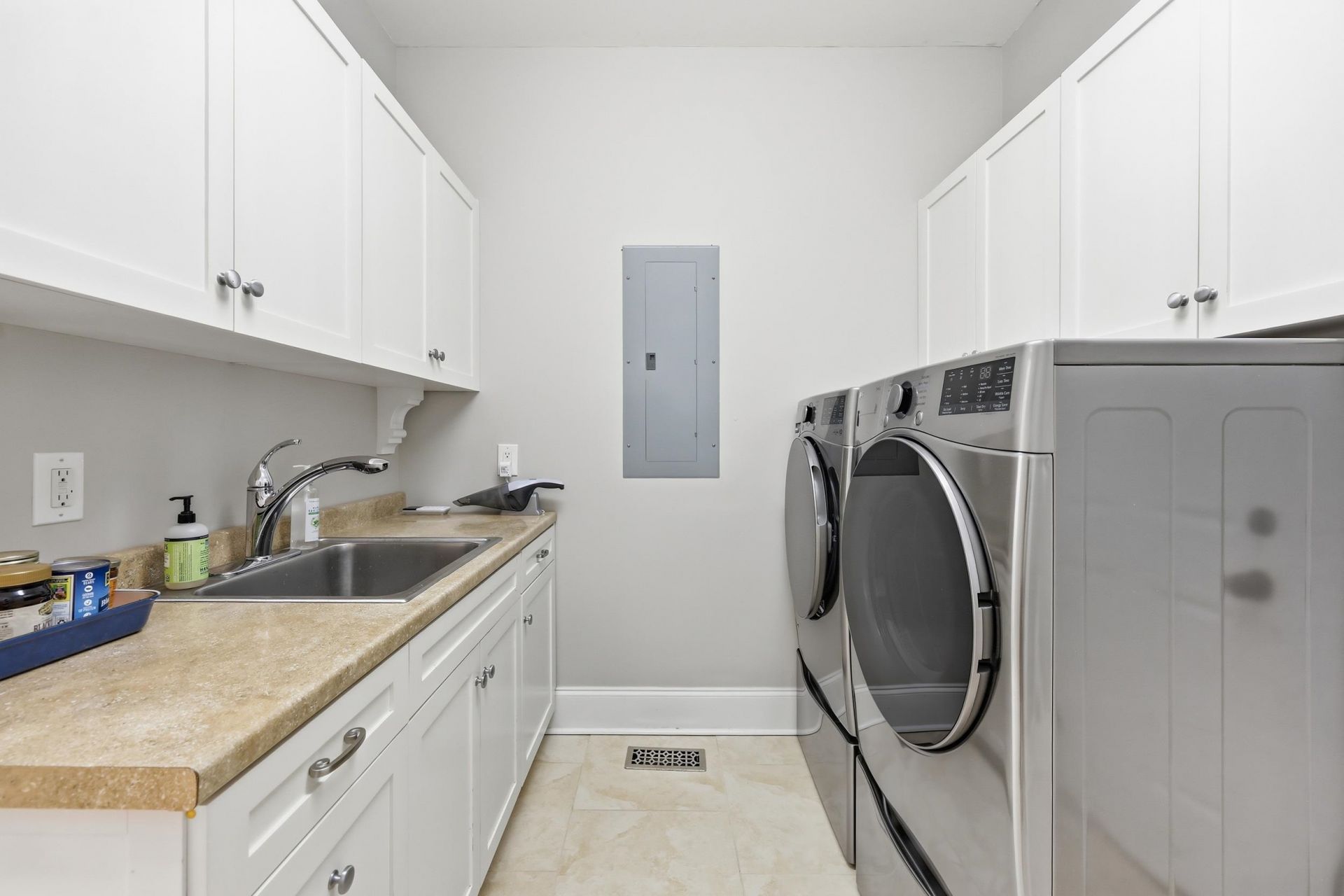 304 Hunters Oak Ct. Photo 55