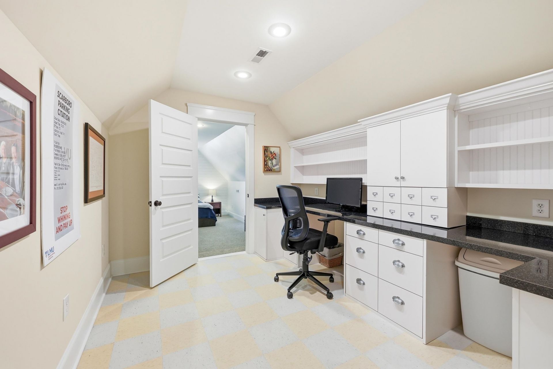 304 Hunters Oak Ct. Photo 72