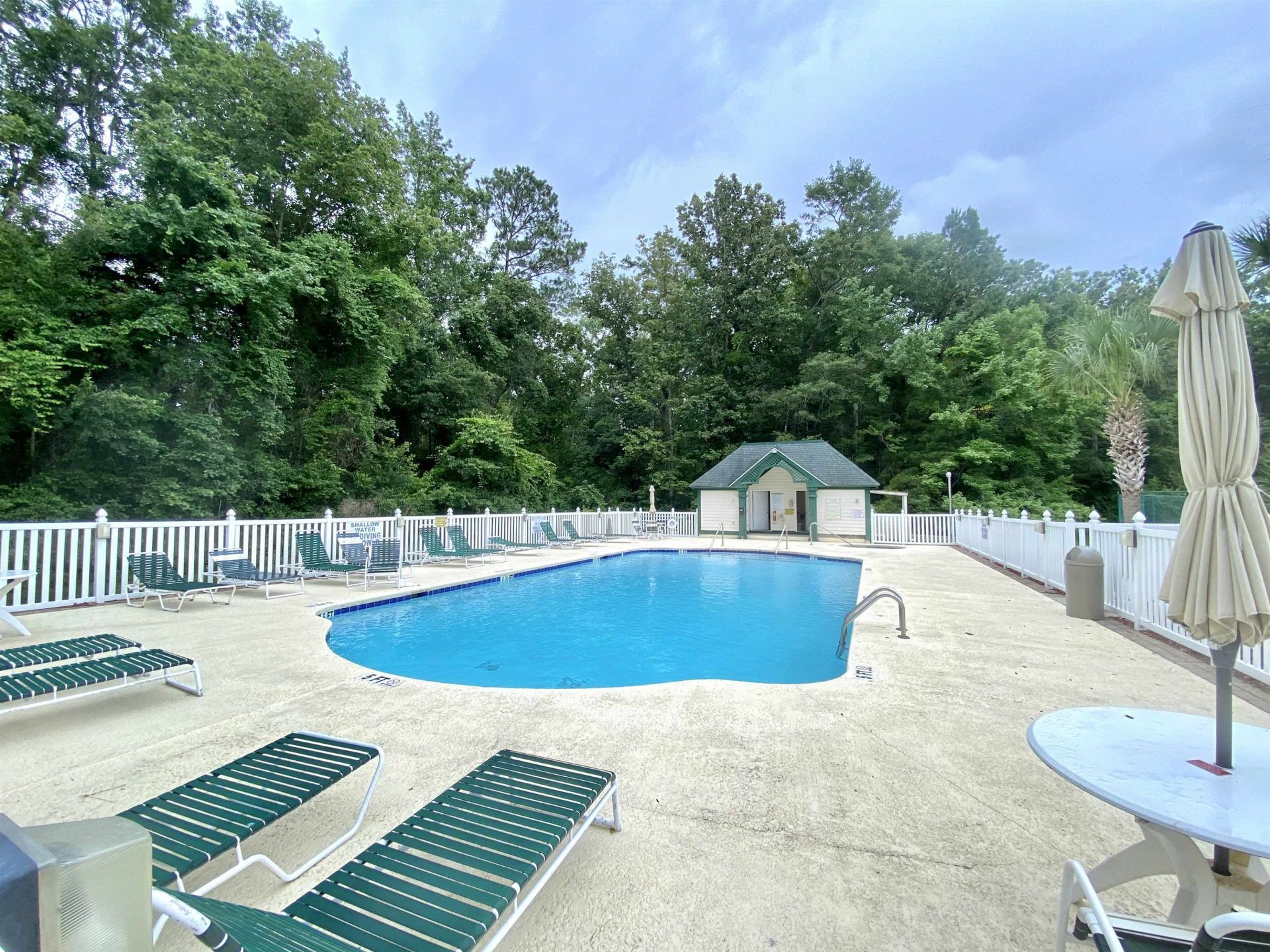 665 Tupelo Ln. Photo 32