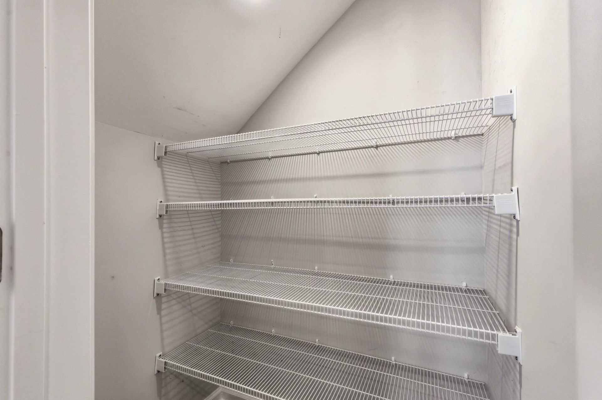 156 Machrie Loop  Photo 14