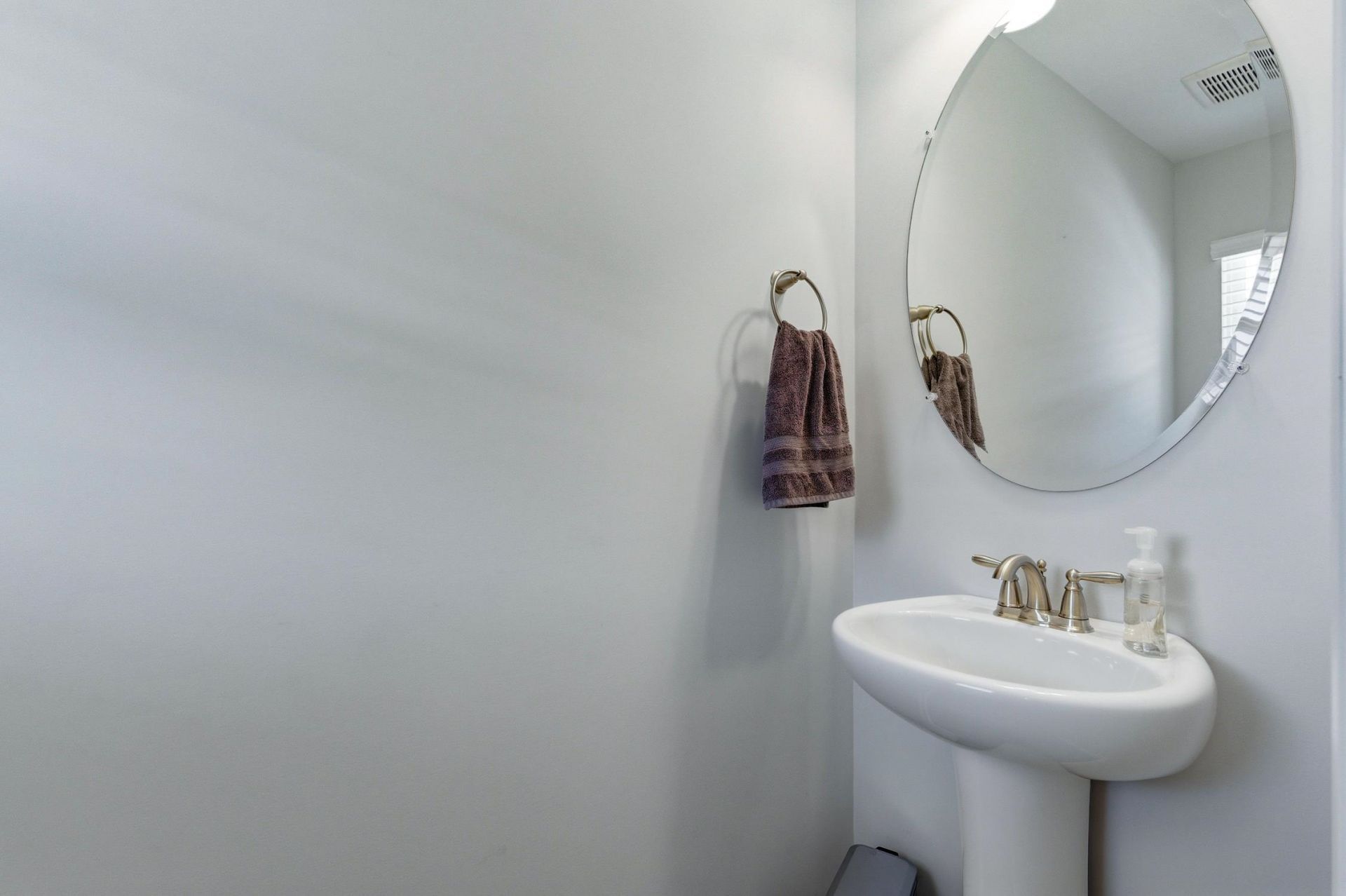 156 Machrie Loop  Photo 15