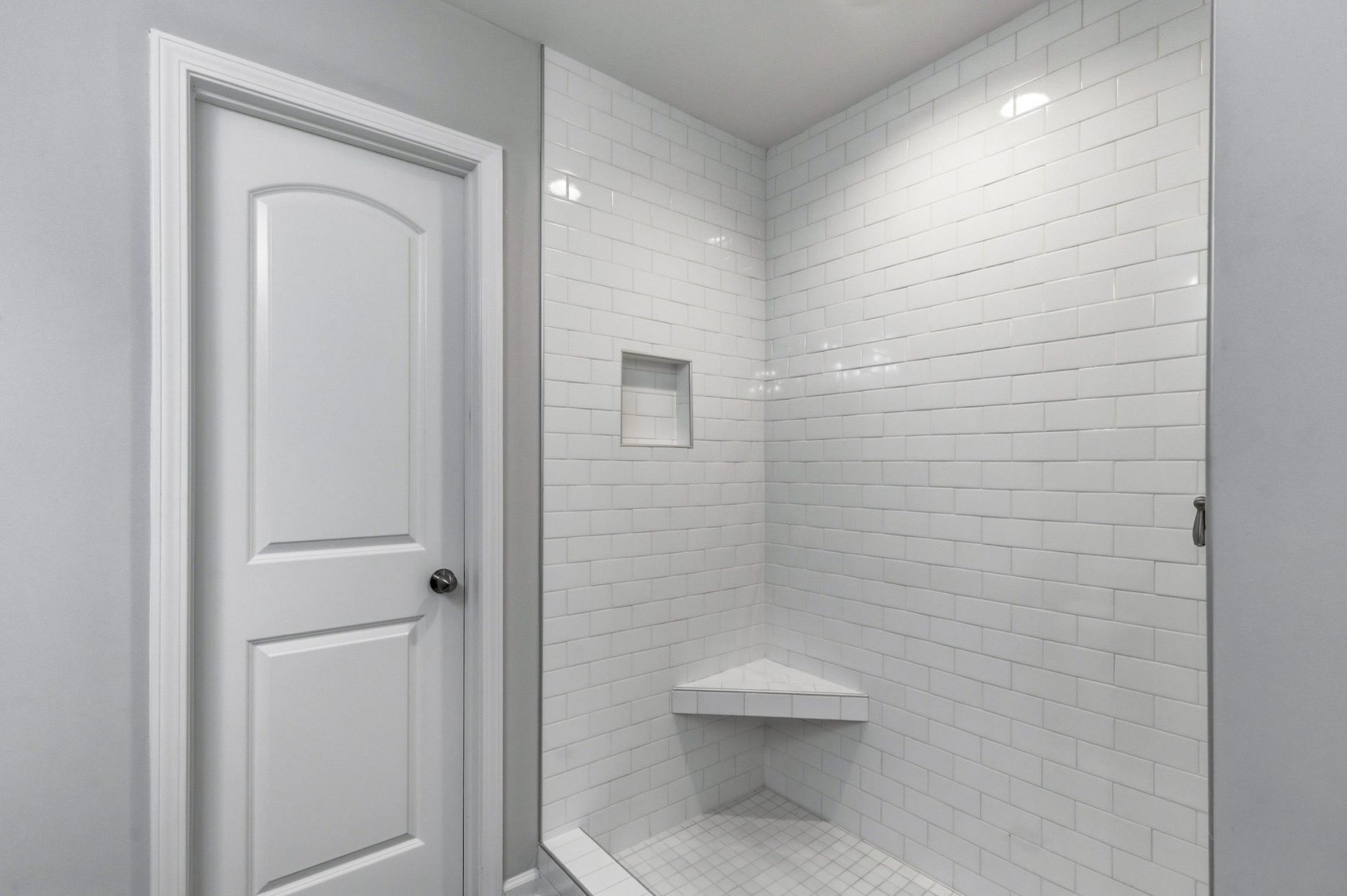 156 Machrie Loop  Photo 18