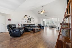 304 Ayrie Ct.  photo 4