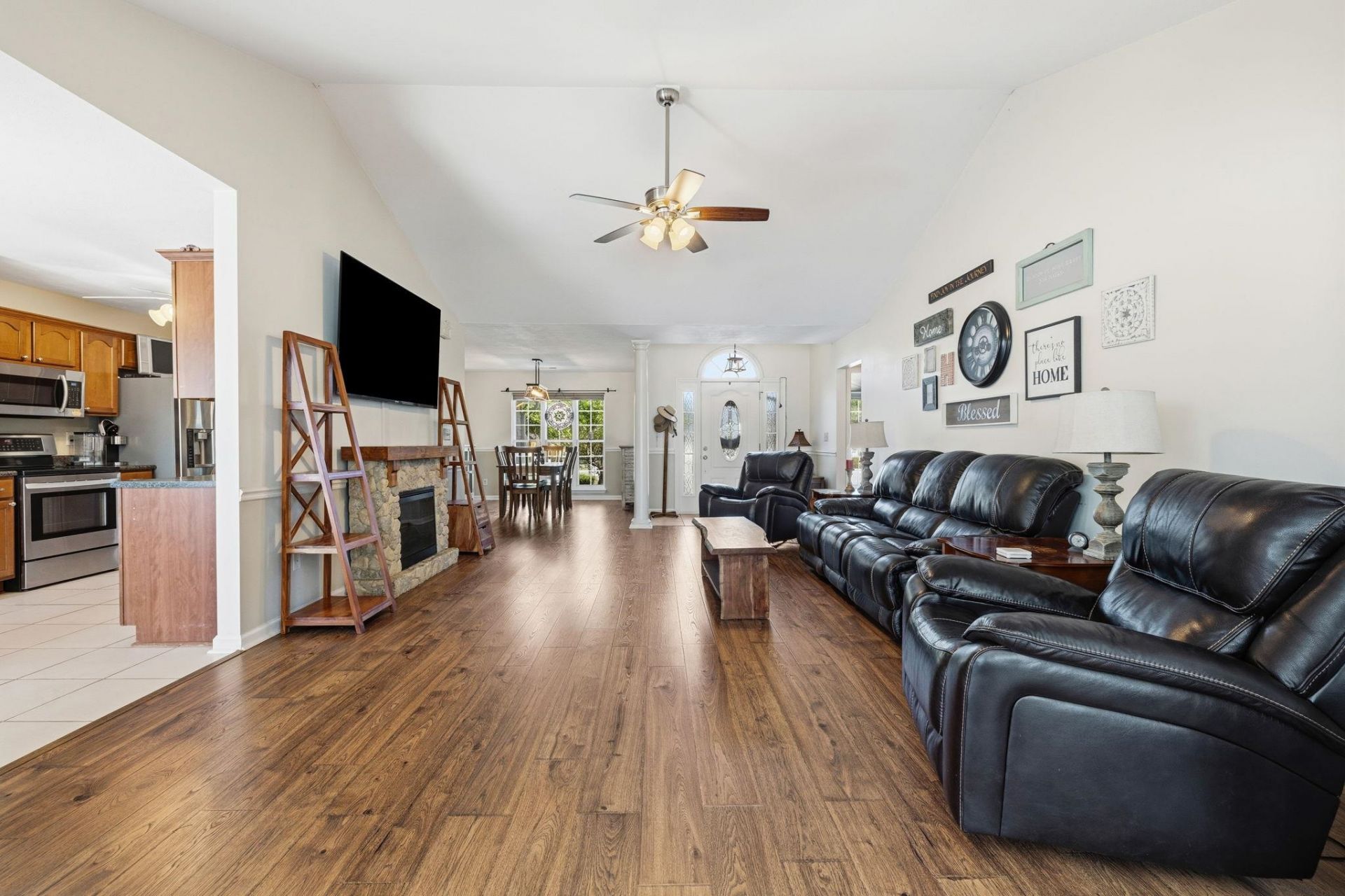 304 Ayrie Ct.  Photo 5