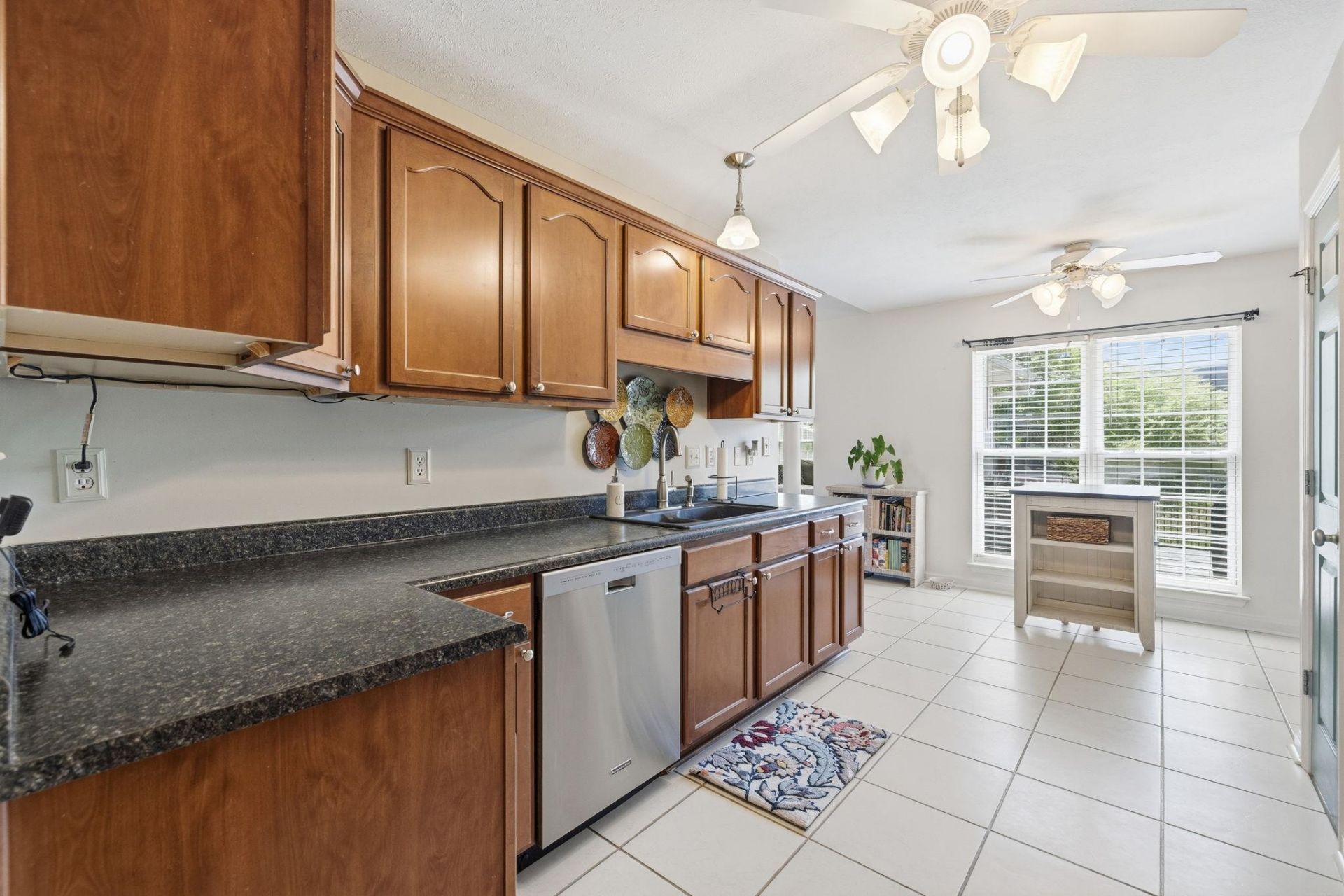 304 Ayrie Ct.  Photo 6