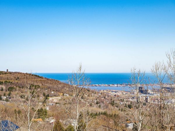 29XX W 15th St , Duluth, MN 55806