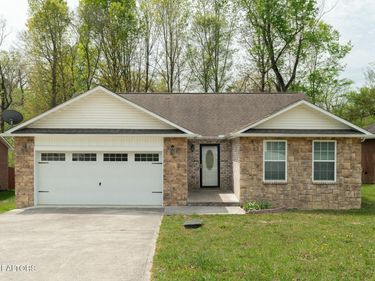 306 Joshua Landing Court, Seymour, TN 37865