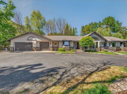 10665 Mount Vernon Rd, Auburn, CA 95603 Photo