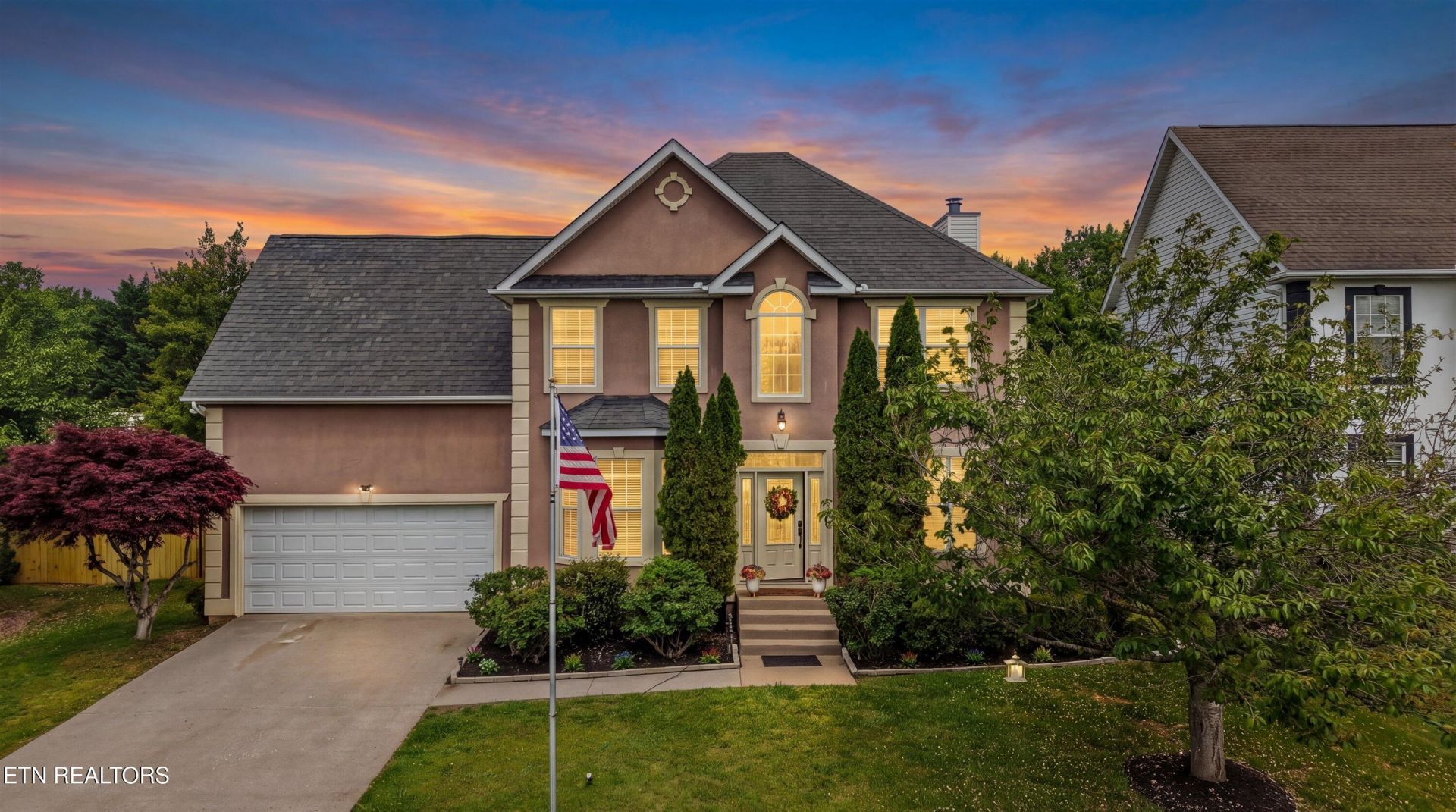 819 Paxton Drive, Knoxville, TN 37918 Main Photo