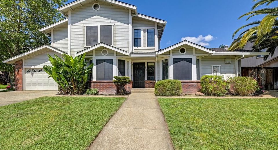 8831 Minnie Cir, Elk Grove, CA 95624 Photo