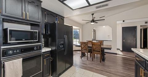 8831 Minnie Cir, Elk Grove, CA 95624 Photo