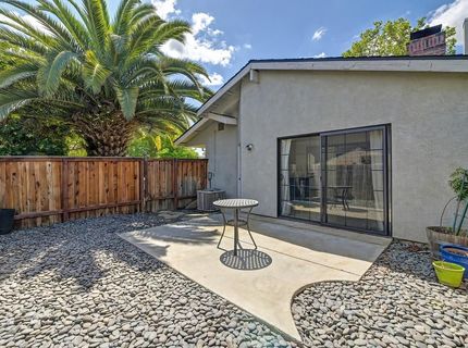 8831 Minnie Cir, Elk Grove, CA 95624 Photo