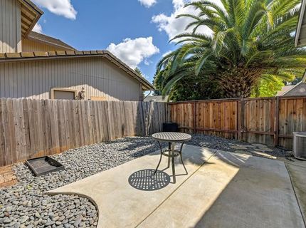 8831 Minnie Cir, Elk Grove, CA 95624 Photo