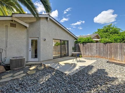 8831 Minnie Cir, Elk Grove, CA 95624 Photo