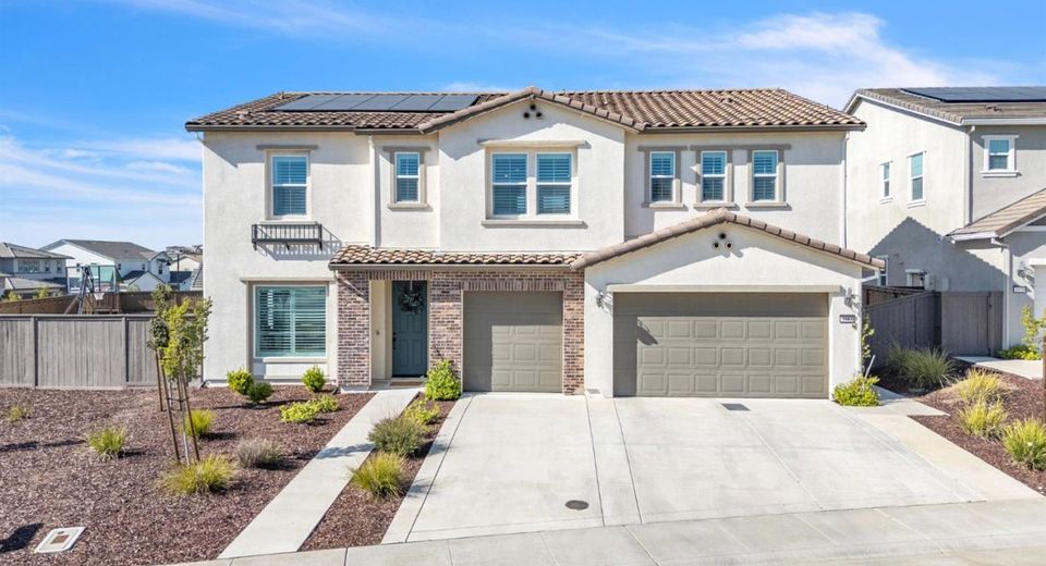 4983 Covered Wagon Cir, Folsom, CA 95630 Photo