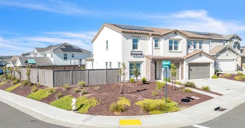 4983 Covered Wagon Cir, Folsom, CA 95630 Photo