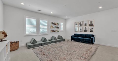 4983 Covered Wagon Cir, Folsom, CA 95630 Photo