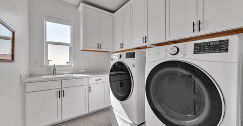 4983 Covered Wagon Cir, Folsom, CA 95630 Photo