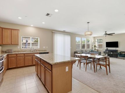 9 Sea Hawk Pl, Sacramento, CA 95835 Photo