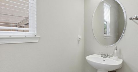 9 Sea Hawk Pl, Sacramento, CA 95835 Photo