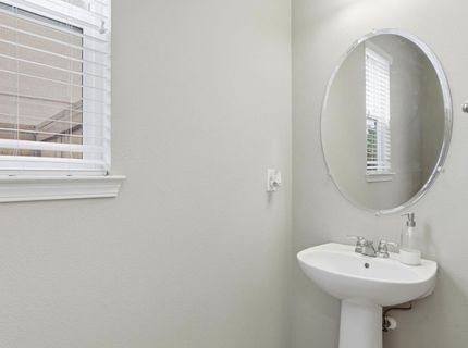9 Sea Hawk Pl, Sacramento, CA 95835 Photo