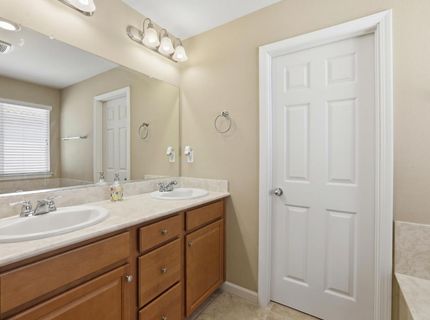 9 Sea Hawk Pl, Sacramento, CA 95835 Photo