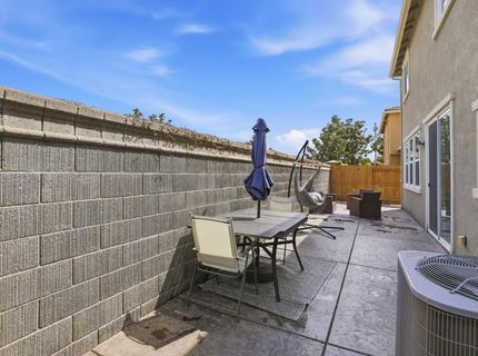 9 Sea Hawk Pl, Sacramento, CA 95835 Photo