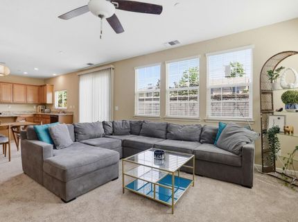 9 Sea Hawk Pl, Sacramento, CA 95835 Photo