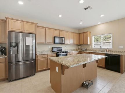 9 Sea Hawk Pl, Sacramento, CA 95835 Photo