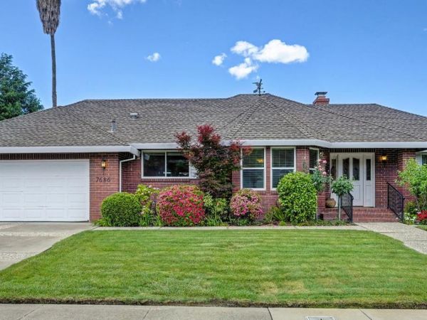 7686 River Ranch Way, Sacramento, CA 95831