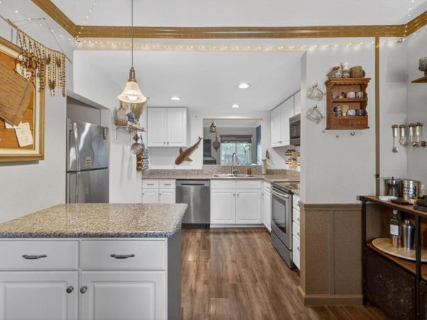 3554 Larchmont Square Ln, Sacramento, CA 95821