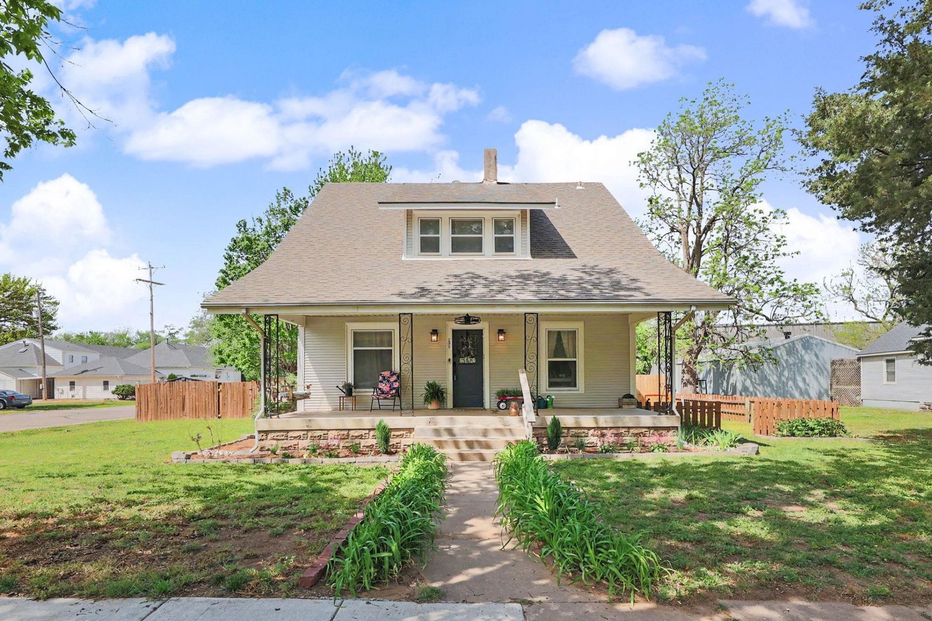 151 S Lee St, Clearwater, KS 67026 Main Photo