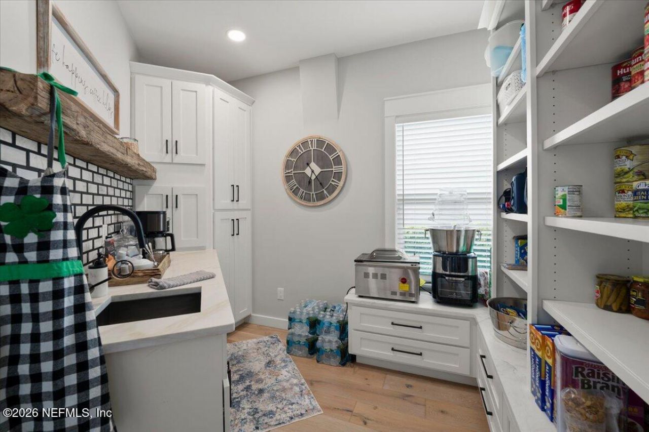 9136 Heckscher Drive, Jacksonville, FL 32226 Photo