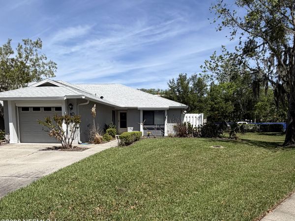 10 LAKE FOREST Circle N, Palm Coast, FL 32137