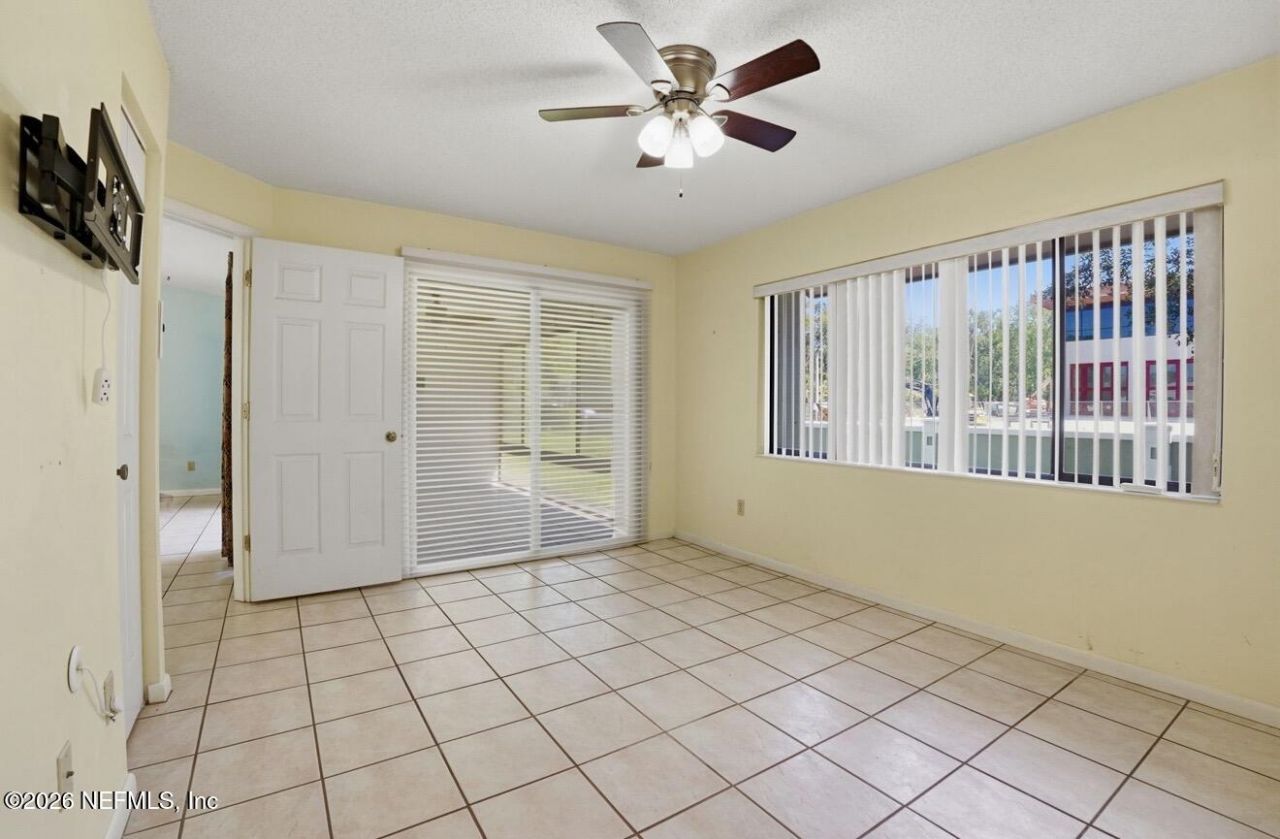 10 Lake Forest Circle N, Palm Coast, FL 32137 Photo