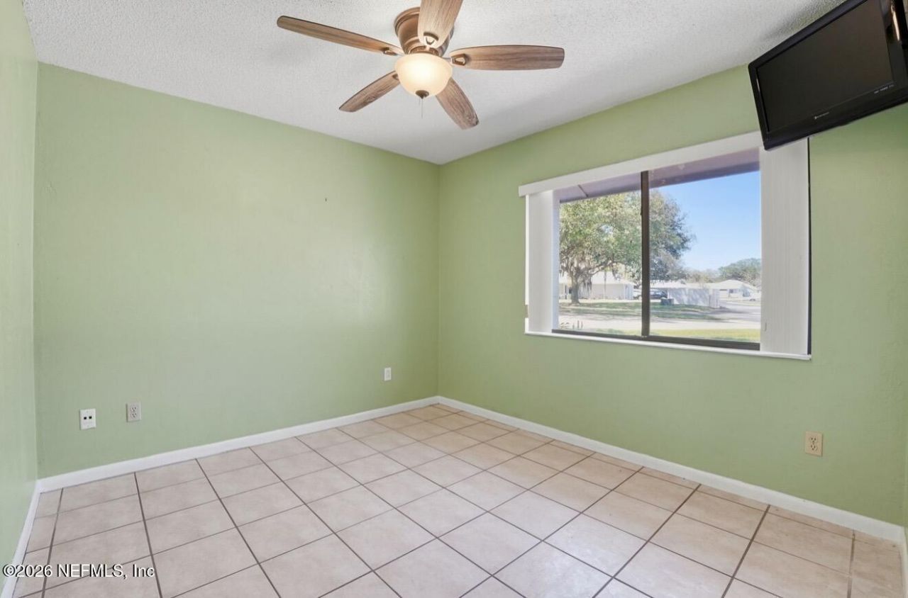 10 Lake Forest Circle N, Palm Coast, FL 32137 Photo