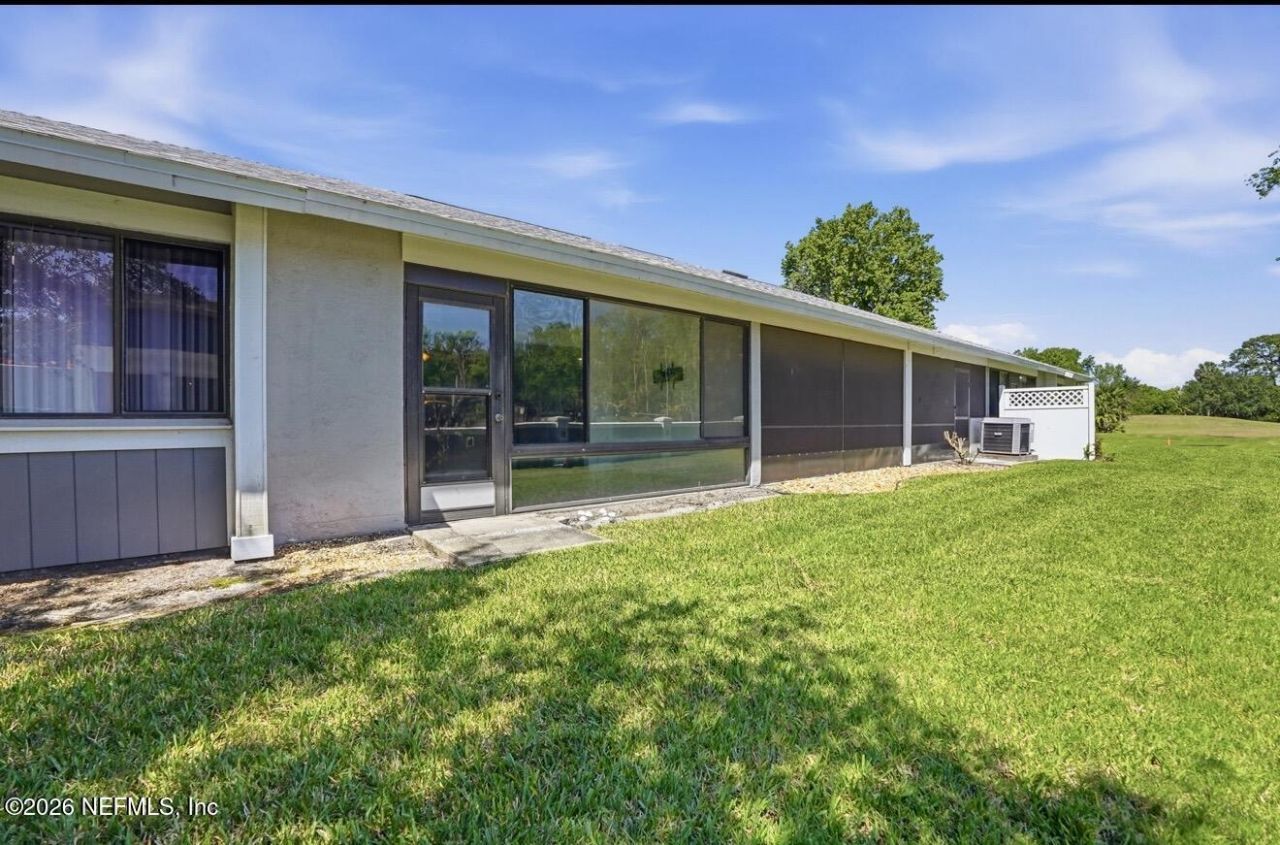 10 Lake Forest Circle N, Palm Coast, FL 32137 Photo