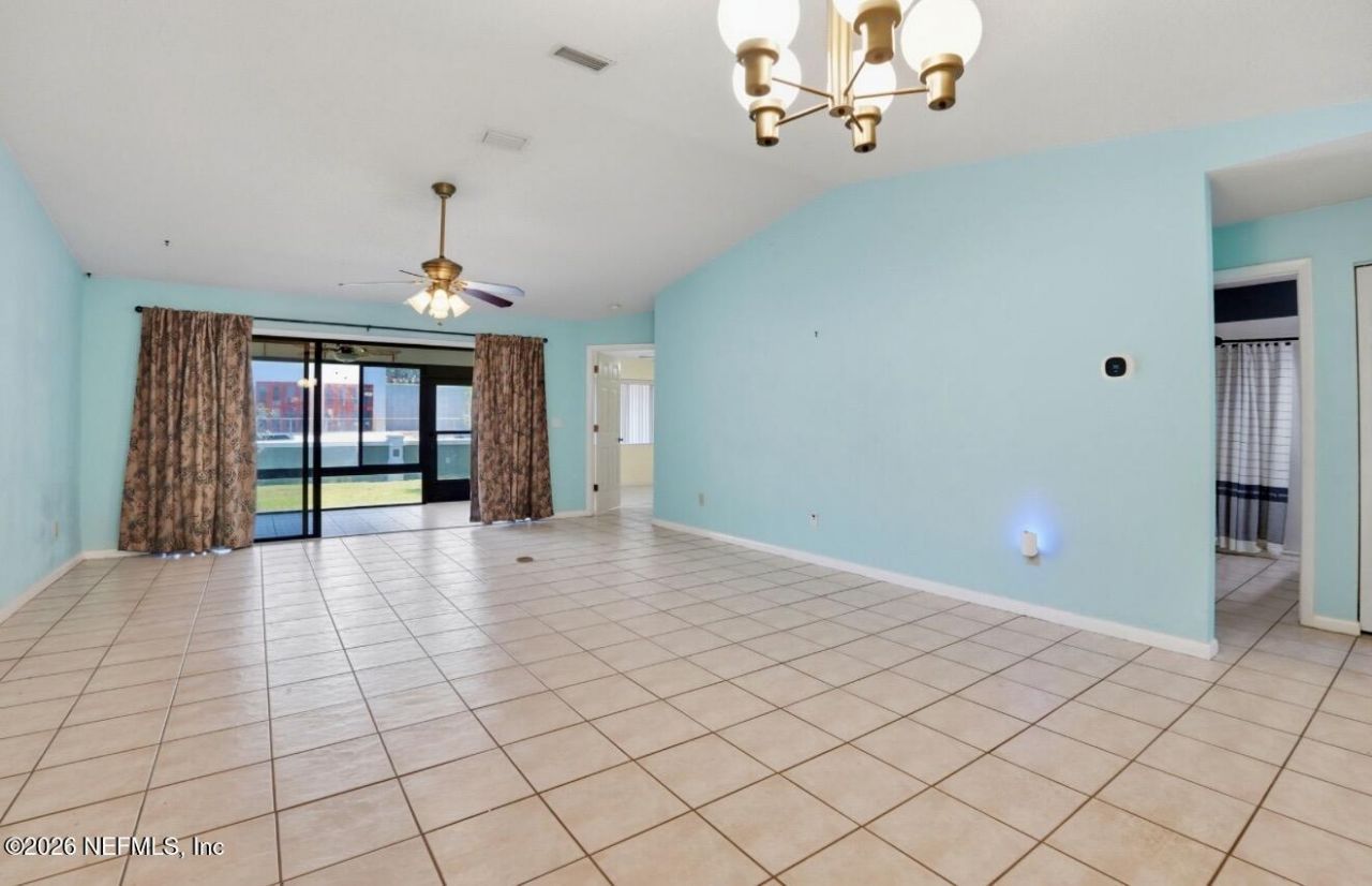 10 Lake Forest Circle N, Palm Coast, FL 32137 Photo