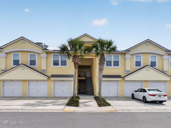 13864 HERONS LANDING Way, Unit 8, Jacksonville, FL 32224