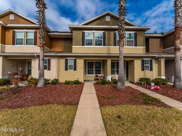 625 OAKLEAF PLANTATION Parkway, Unit 614, Orange Park, FL 32065