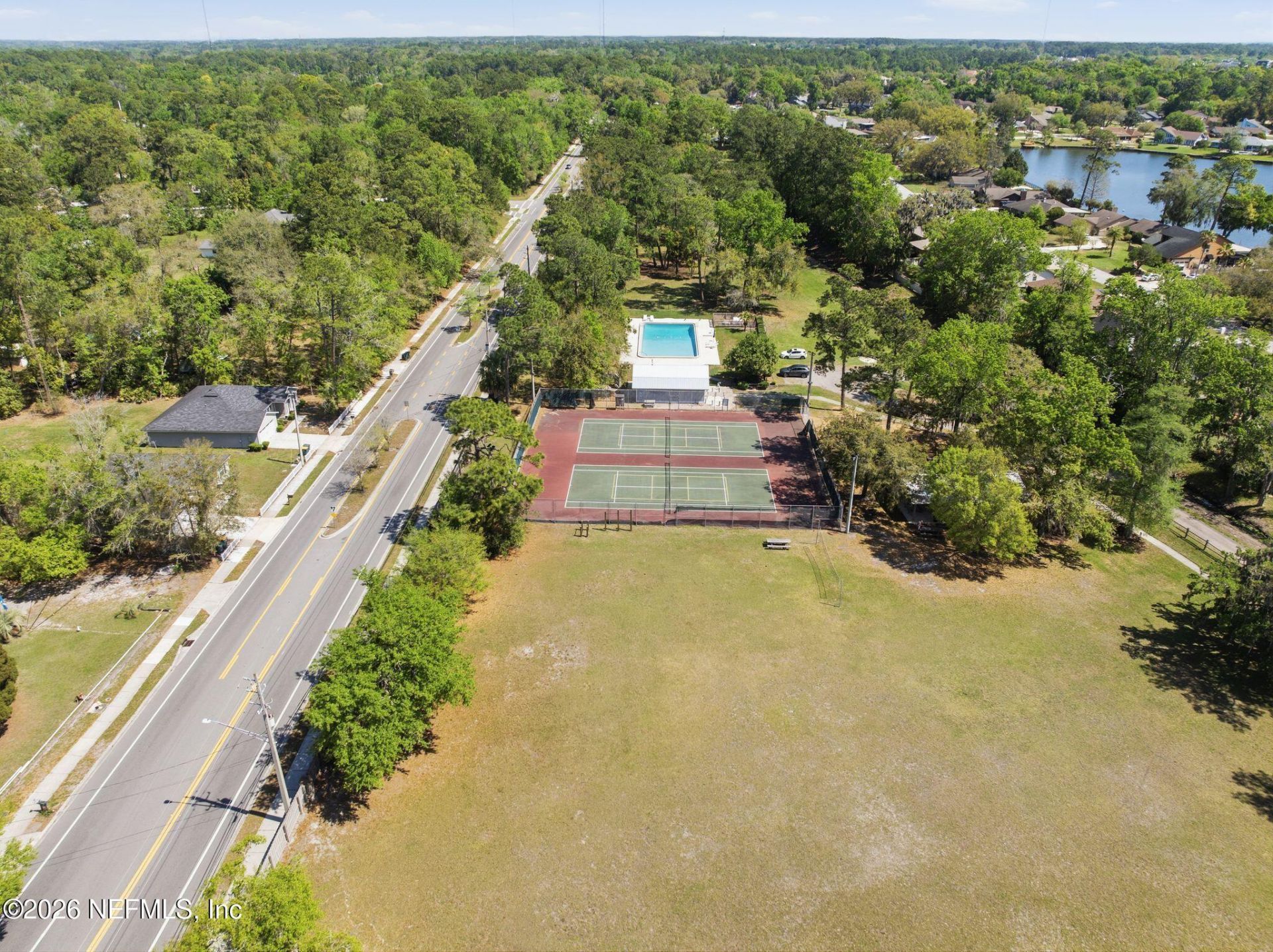 7907 Dawsons Creek Drive, Jacksonville, FL 32222 Photo