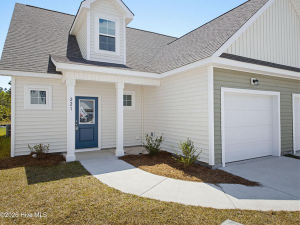 221 Sandpiper Place, Holly Ridge, NC 28445