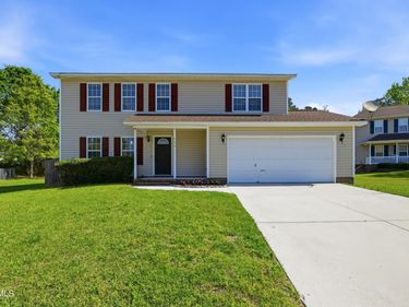 111 Skipping Stone Lane, Jacksonville, NC 28546