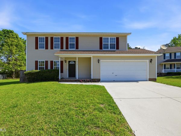 111 Skipping Stone Lane, Jacksonville, NC 28546