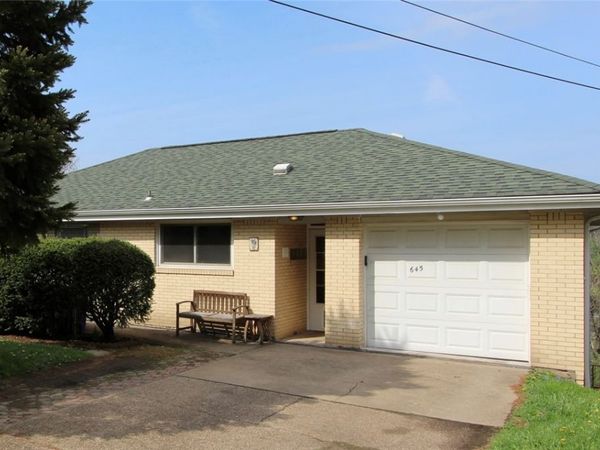 645 Mercer St, Turtle Creek, PA 15145
