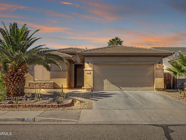 820 E Pasture Canyon Drive, San Tan Valley, AZ 85143