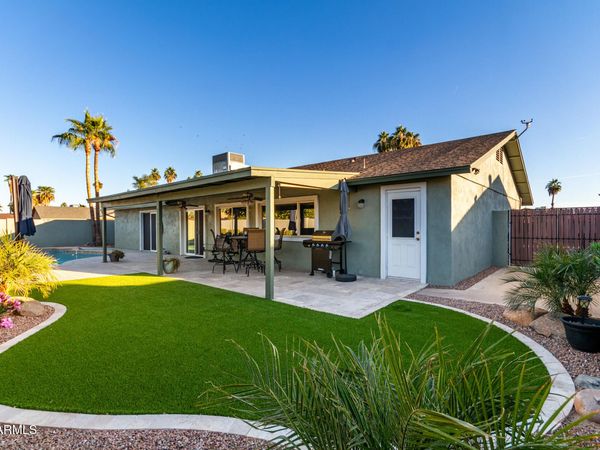 902 W Curry Street, Chandler, AZ 85225