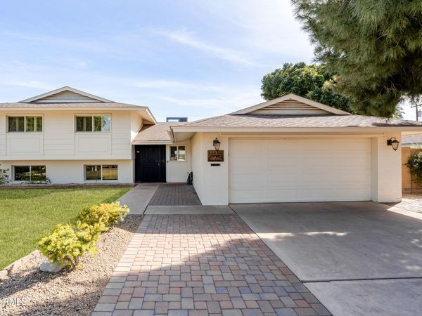 313 E EL CAMINITO Drive, Phoenix, AZ 85020