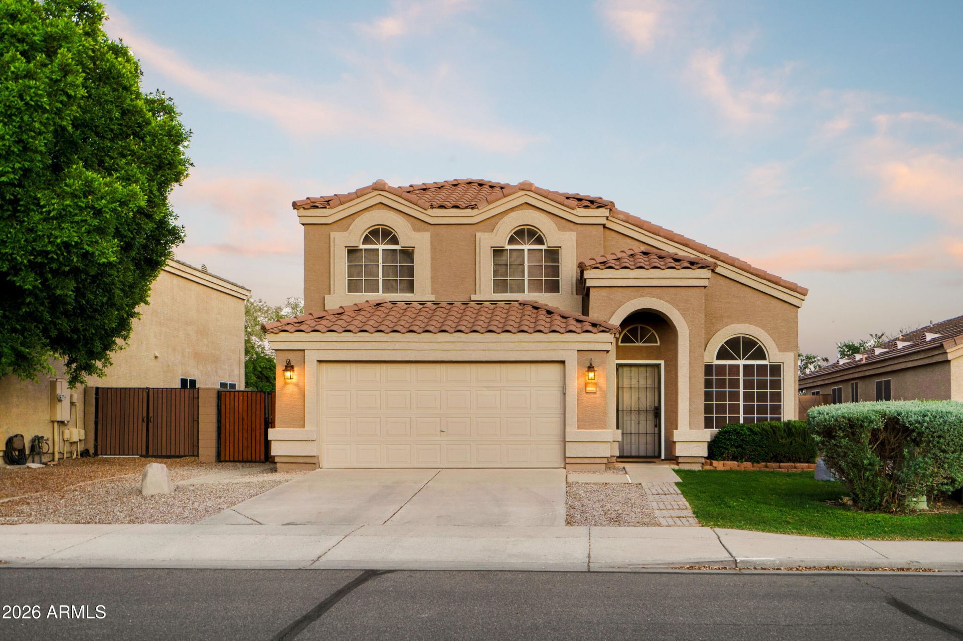 759 S Esmeralda, Mesa, AZ 85208 Main Photo